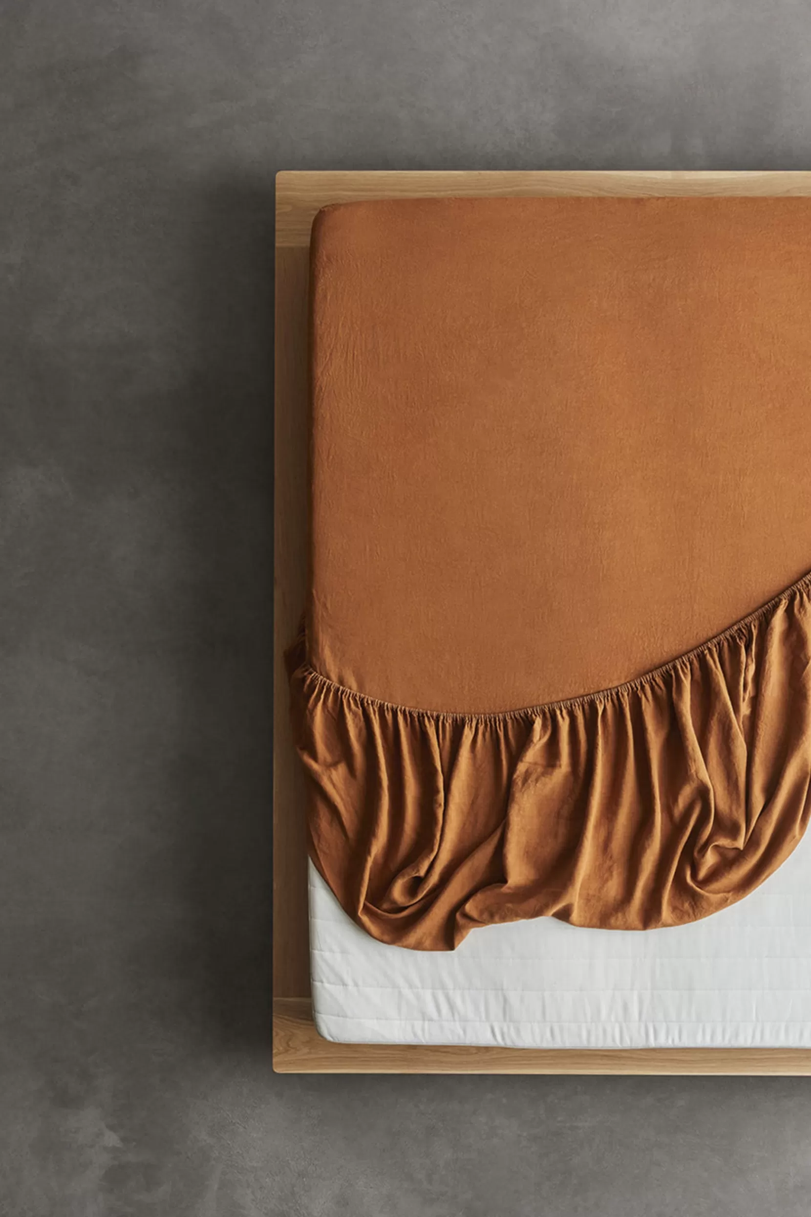 Fashion Hanna Hygge                        Fitted Sheet Cushions & Throws