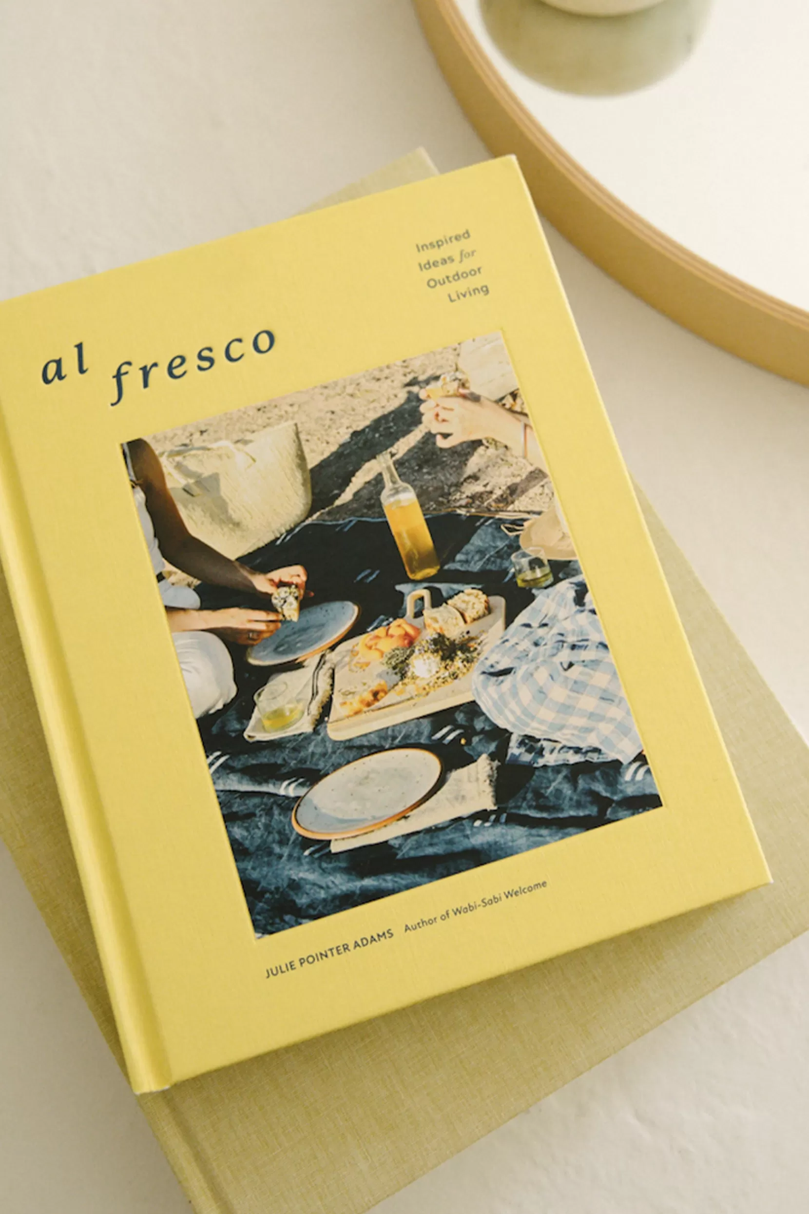 Discount Al Fresco Books